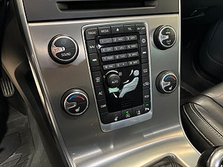 Volvo S60 D4 Geartronic Summum Business EditPro S&V/Drag/Dvärm/BT – bild 22