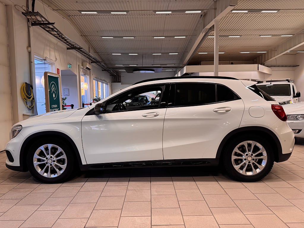 Mercedes-Benz GLA 2016 - miniatyr 2