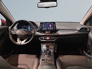 Hyundai i30 Wagon 1.4 T-GDi Comfort Mok GPS Kamera S/V-hjul – bild 8