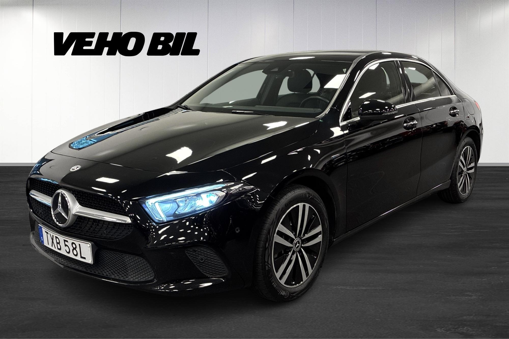 Mercedes-Benz C 300 e 2022, bild 2/10