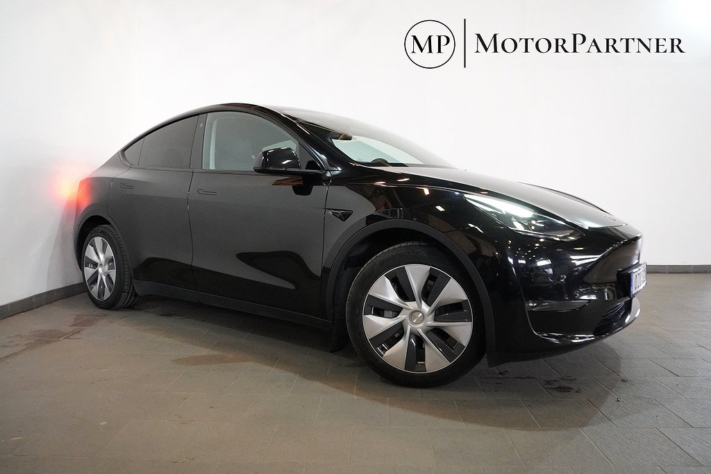 Tesla Model Y Long Range AWD Skinn Pano Autopilot 514hk