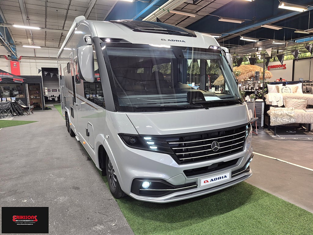 Adria SUPERSONIC 890 LL - Mercedes Benz CDI 170 (125kW)