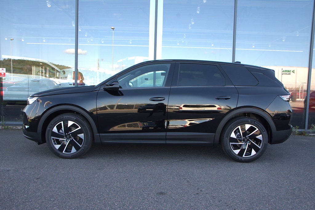 Opel Grandland NYA Hybrid GS 145hk Automat *0% ränta Fri service 3 år