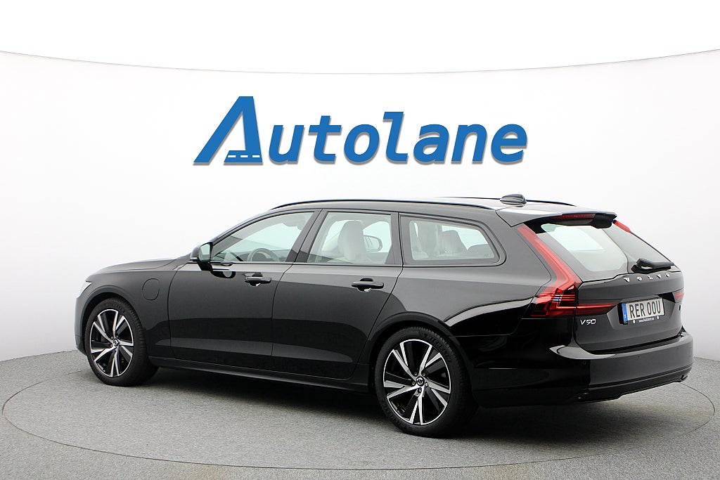 Volvo V90 Recharge T6 AWD Plus Dark Sommarkampanj 4,99% 350hk