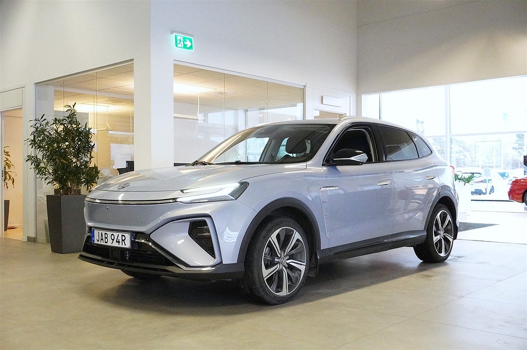 MG Marvel R 0,95% ränta Performance Pano Kamera Navi