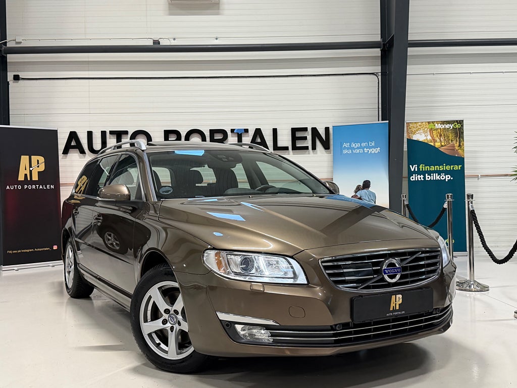 Volvo V70 D4 Summum Automat VOC Värmare Läder Navi Drag Se Spec