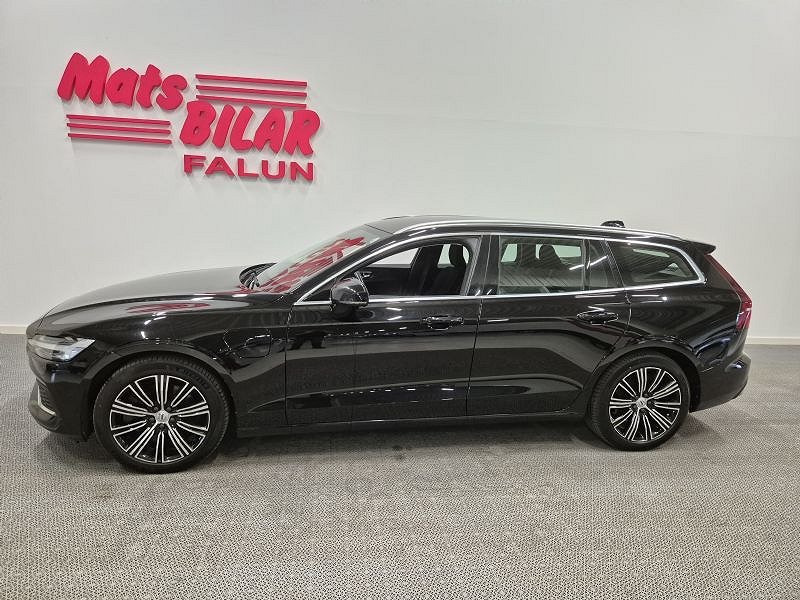 Volvo V60 T6 Momentum 4x4 PluginHybrid Automat