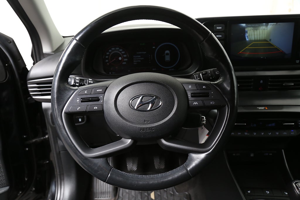 Hyundai i20 1,2 MPi 84hk Essential Kamera CarPlay 1ägare P-sensor 2021