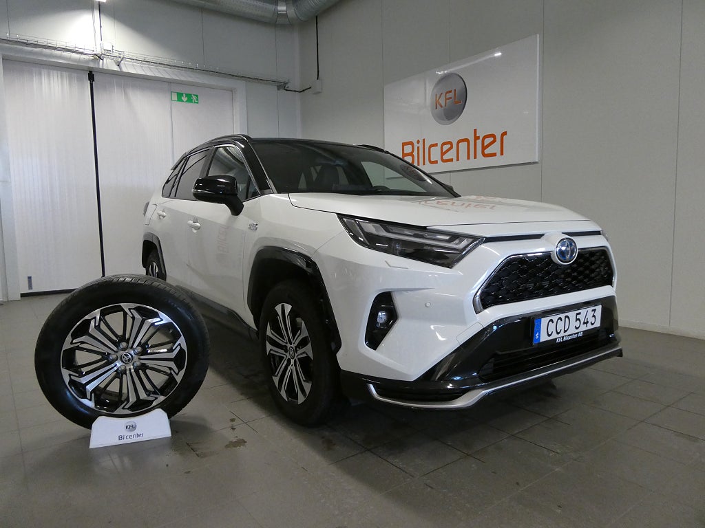 Toyota RAV4 Plug-in Hybrid Style *JANUARIREA* Drag-Kamera-JBL-Skinn
