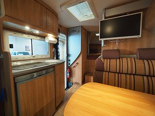 Husbil-halvintegrerad Bürstner Marano T 590 10 av 21