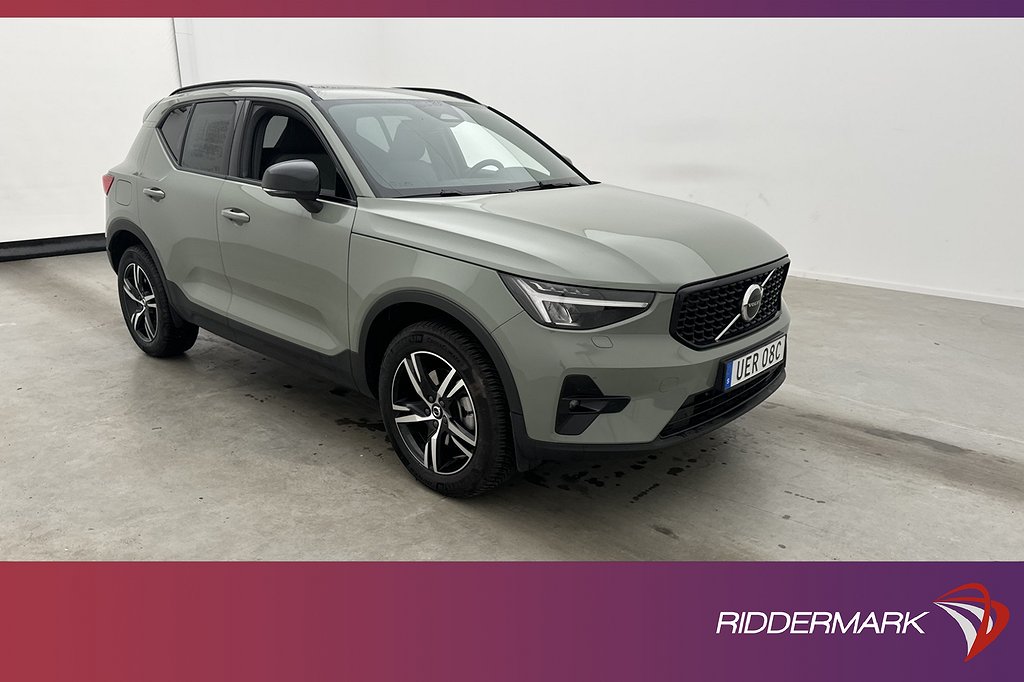 Volvo XC40 B3 163hk Plus Dark Värm Pano Pilot Kamera Keyless