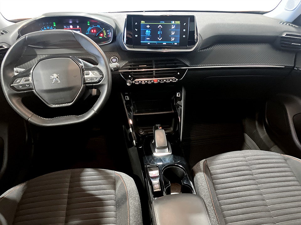 Bild på Peugeot E-2008 Active 50kWh 136hk Aut CARPLAY BACKSENSORER