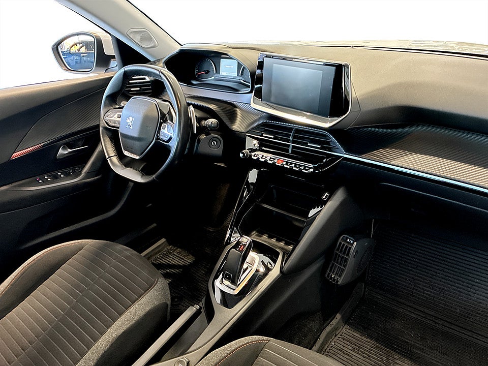 Bild på Peugeot 2008 Active 1.2 PT 130hk Aut CARPLAY BACKSENSORER