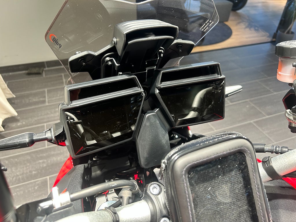 Yamaha Tracer 9 GT/Räntekampanj 3,45%Dominator helsystem/Sidoväskor
