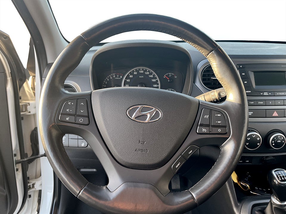 Bild på Hyundai i10 Comfort 1.0 blue 67hk - RATTVÄRME