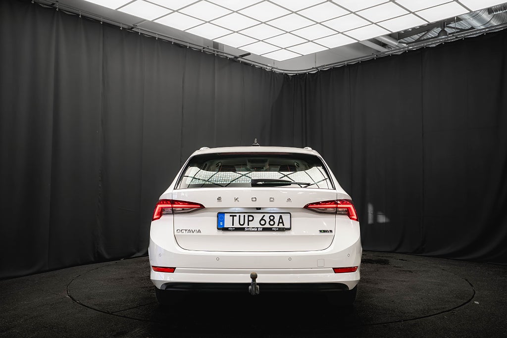 Skoda Octavia DRAG KAMERA CARPLAY RATTVÄRME 1-ÄGARE AUTOMAT