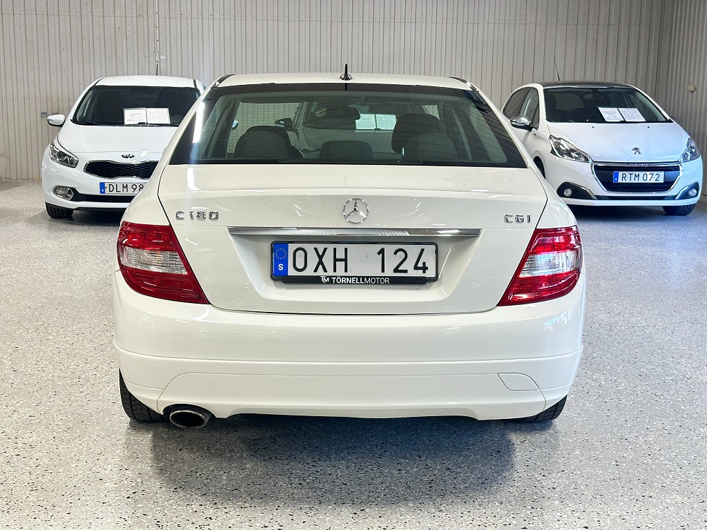 Mercedes-Benz C 180 CGI BlueEFFICIENCY 5G-Tronic Classic Euro5 Nyservad