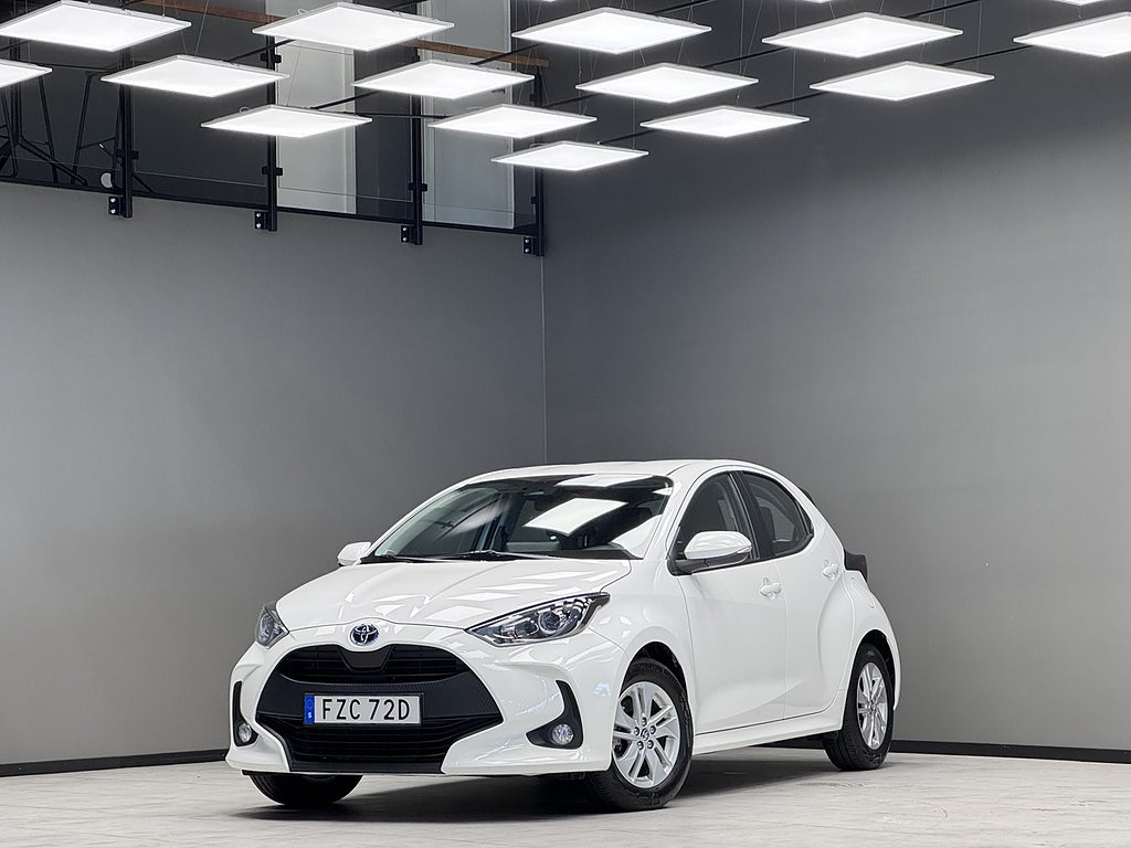 Toyota Yaris Hybrid CVT/Adaptiv Farthållare/Rattvärme/2,99%