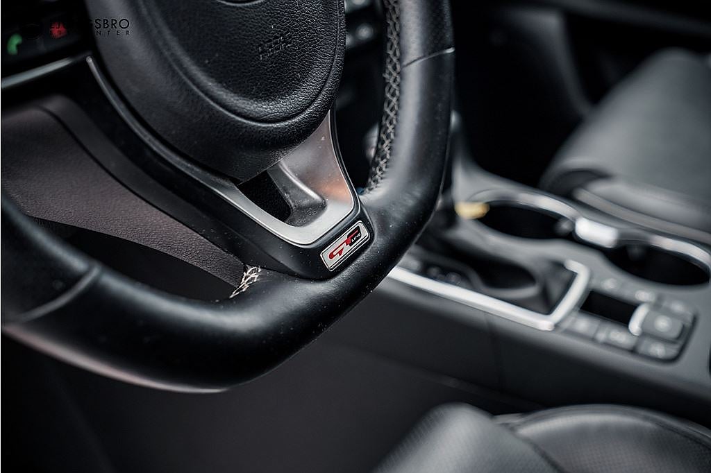 Kia Sportage 1.6 AWD GT-Line 177hk / JBL / Kamera / Värmare