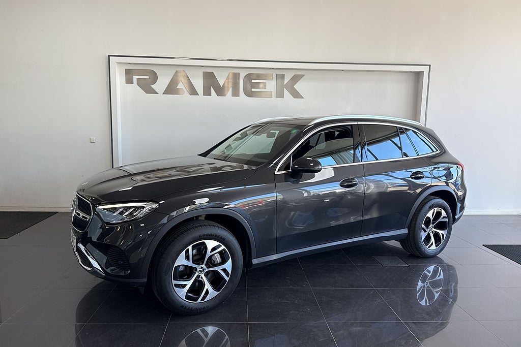 Mercedes-Benz GLC 300 e Plug-in 12mil räckvidd Avantgarde Drag V-hjul