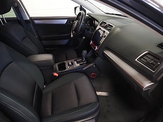 Kombi Subaru Outback 10 av 22