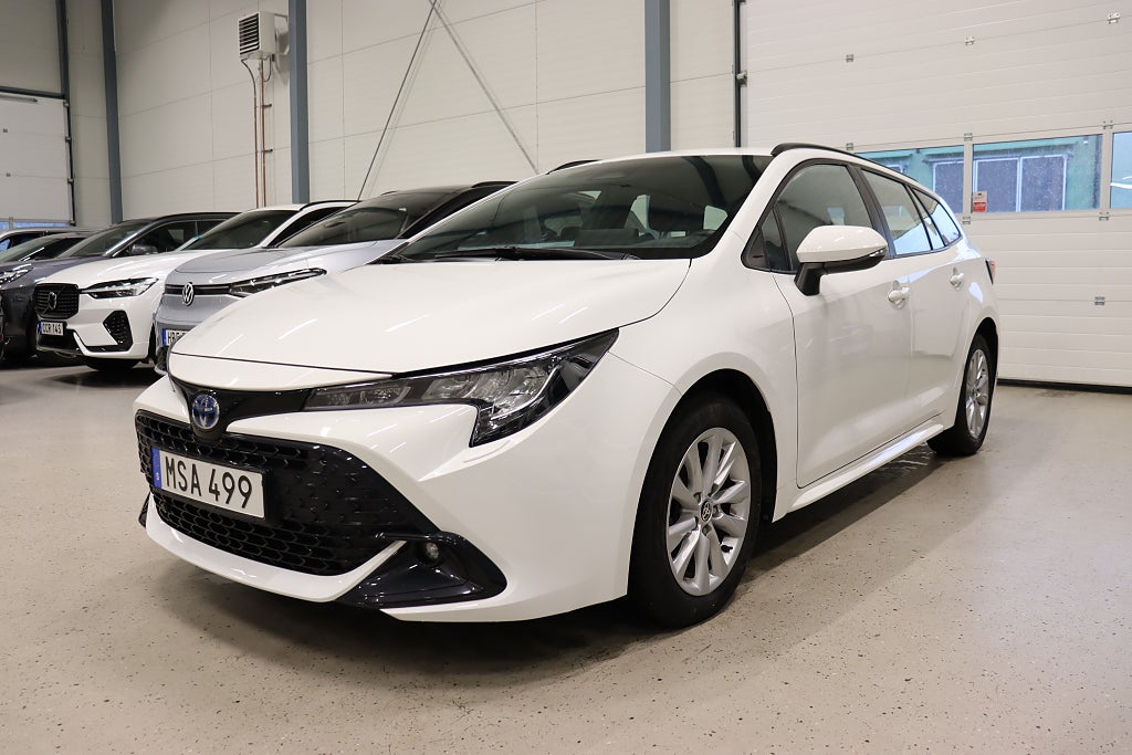 Toyota Corolla Touring Sports Hybrid Active M-Värm B-Kam 140hk