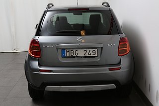 Halvkombi Suzuki SX4 7 av 20