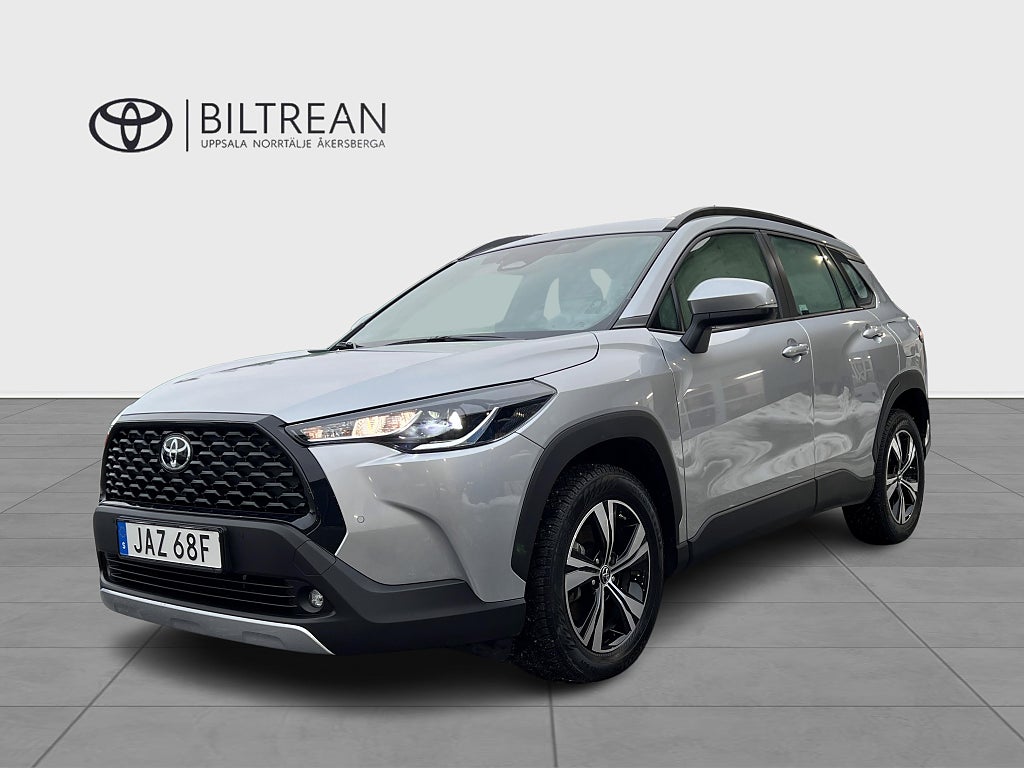 Toyota Corolla Cross 2.0 Hybrid AWD-i Active Plus V-hjul Ingår!