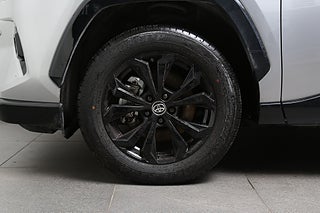 SUV Toyota RAV4 8 av 26