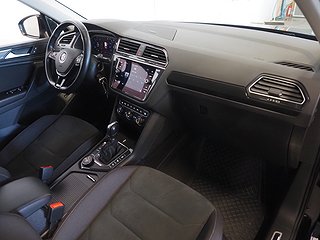 SUV Volkswagen Tiguan 9 av 23