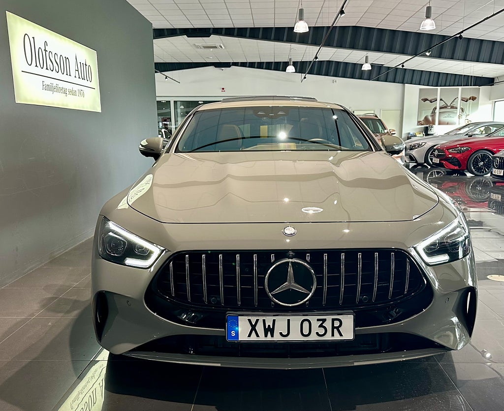 Mercedes-Benz AMG GT 4 43 4MATIC+ Krok Värmare - bild 4