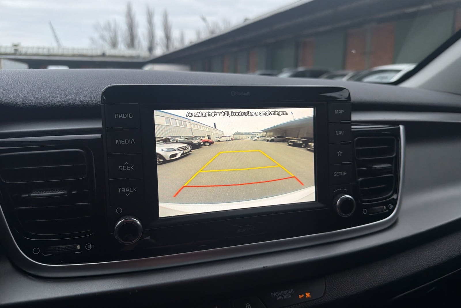 Kia Rio 1.2 CVVT GLS CarPlay Navi B-kamera 2017 - miniatyr 17