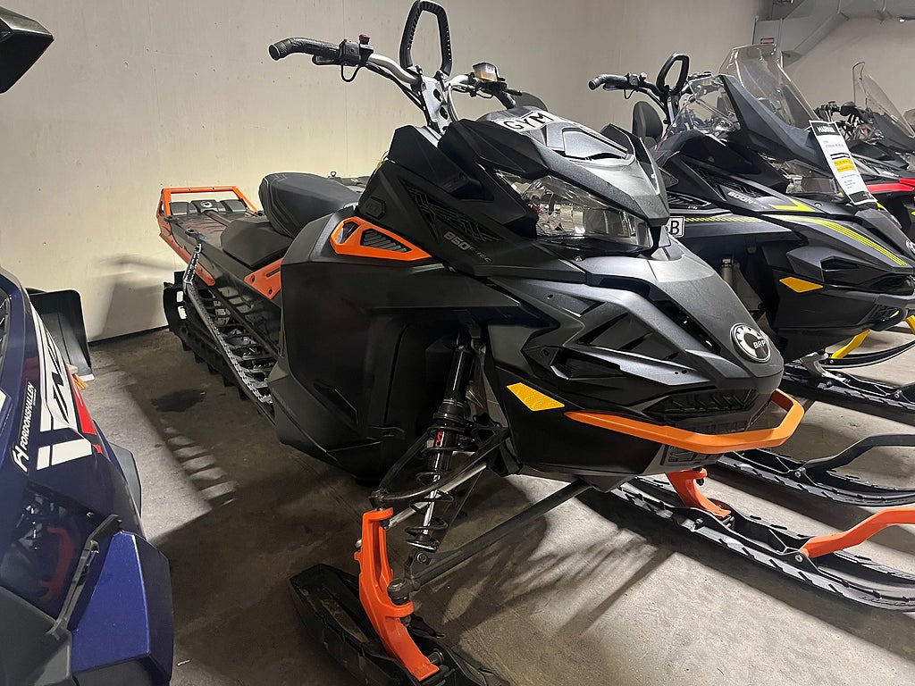 Lynx Boondocker DS 3900 850 E-tec 