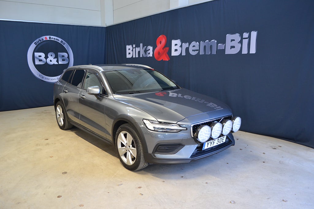 Volvo V60 Cross Country D4 AWD Geartronic Momentum 190hk drag+voc 