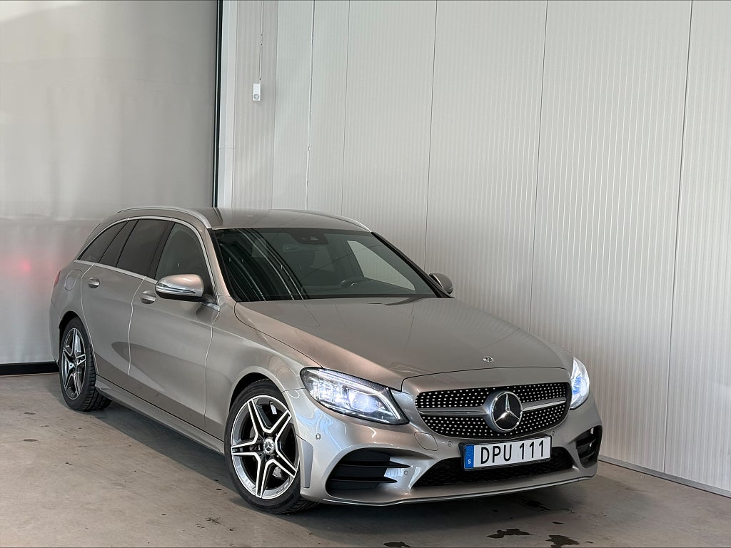 Mercedes-Benz C220 220d 194hk AMG I Premiumpaket I Värmare Drag Navi