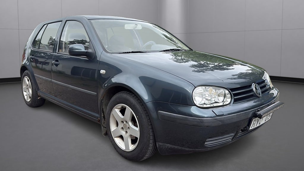Volkswagen Golf 1.6, Kamrem bytt, Låga mil