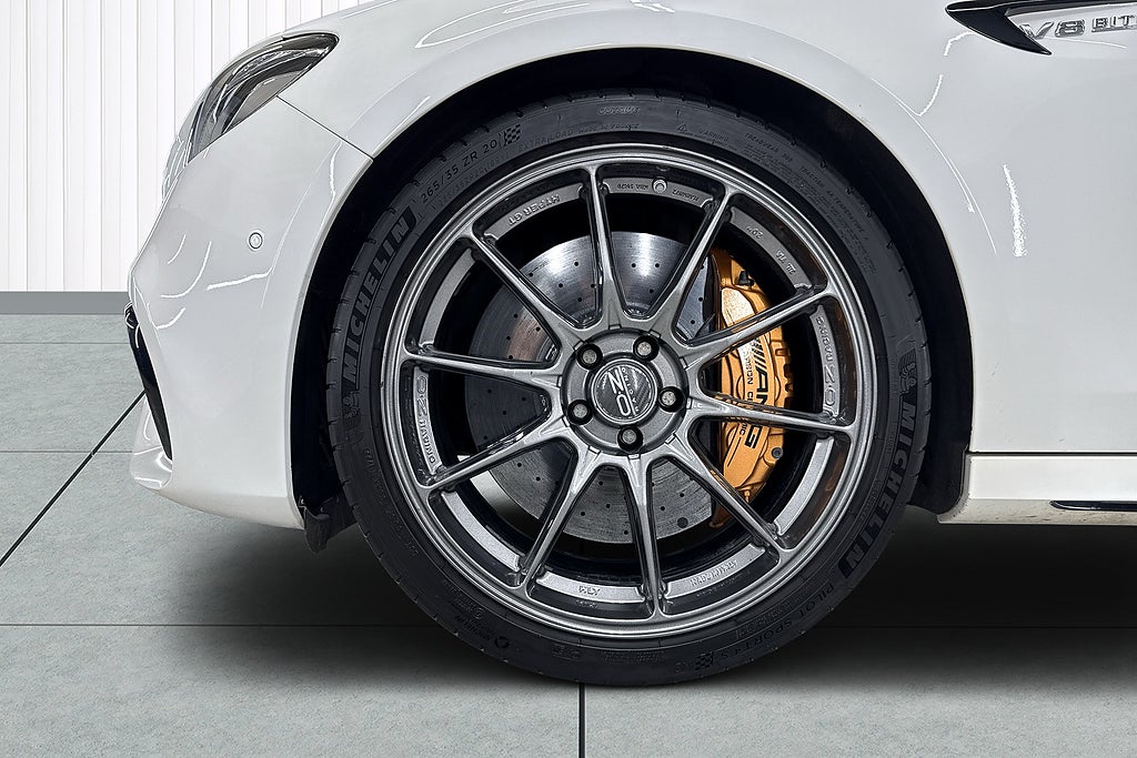 Mercedes-Benz AMG 2019