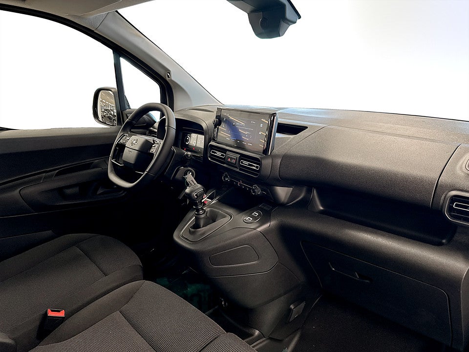 Bild på Opel Combo + 100hk L2 - OMGÅENDE LEVERANS!