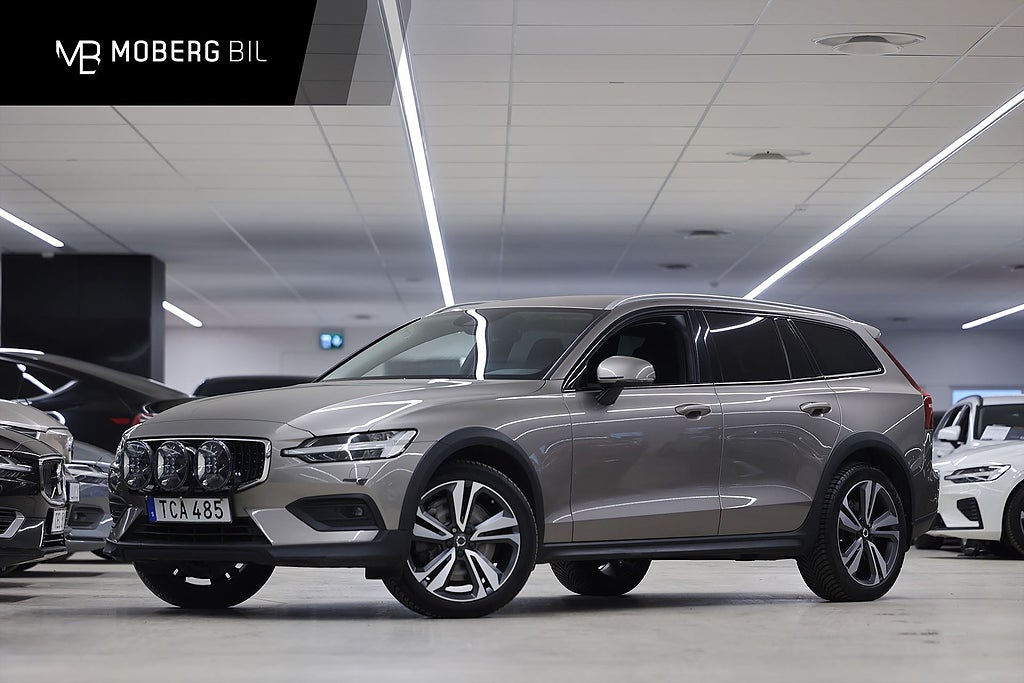 Volvo V60 Cross Country B4 AWD 197hk Momentum H/K Drag