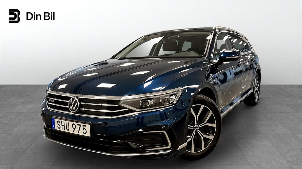 Volkswagen Passat Sportscombi GTE GTE/DRAG/P-VÄRMARE/BACKKAMERA