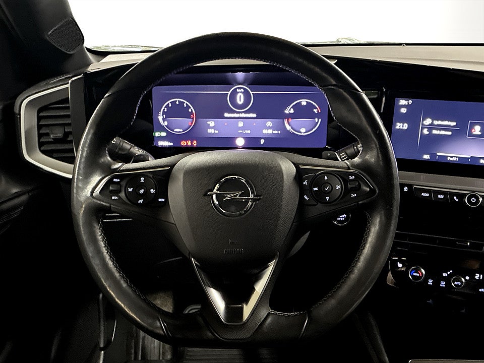 Bild på Opel Mokka Ultimate 1.2 Turbo 130hk Aut B-KAMERA CARPLAY