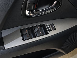 Toyota Avensis 2011 bild 16