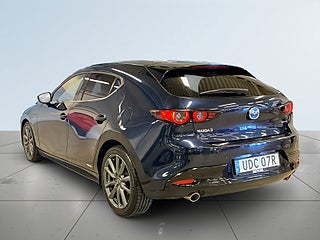 Mazda 3 Hatchback 2.0/SoV-Däck/B-Kamera/MoK/Psens/HuD/Ad.Fart – bild 5