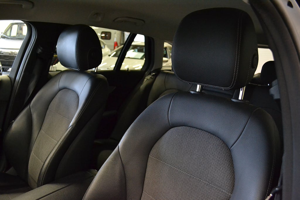 Mercedes-Benz C 200 T 184hk 4MATIC Avantgarde | Drag | Kamera | Navi | 2020