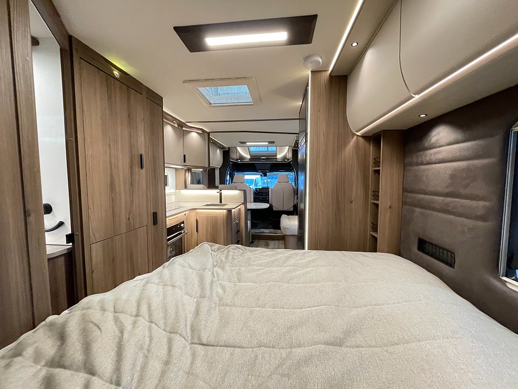 Kabe TMX 810 LXL /Cinderella/ALDE/5 bältad/Automat/Mercedes - Kabe