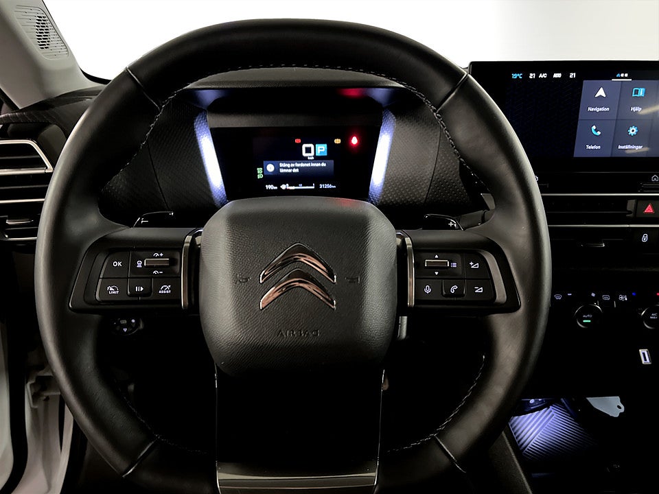 Bild på Citroën C4-X Shine 1.2 PT 130hk Aut 360-KAMERA CARPLAY