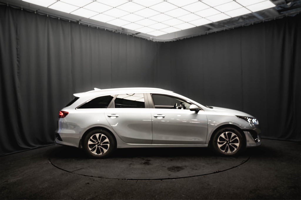 Kia Ceed Plug-in Advance DRAG KAMERA M&K-VÄRM ADAPTIV-FART MOMS