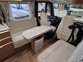 Husbil-integrerad Le Voyageur 7.8 GJF 15 av 40