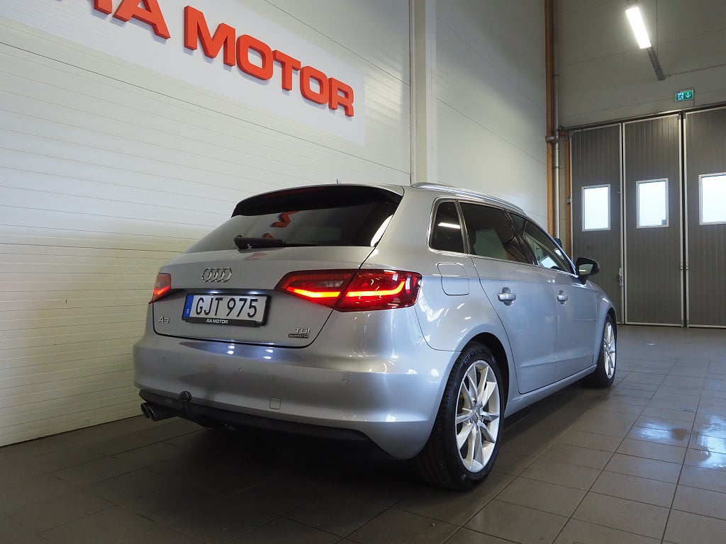 Audi A3 Sportback 2.0 TDI 150hk Quattro Drag Dieselvärmare PDC 2016