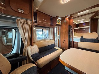 Husbil-halvintegrerad Laika Kreos 3008 4 av 21